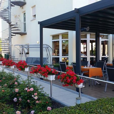 Hotel-Restaurant Gulliver Башараж Экстерьер фото